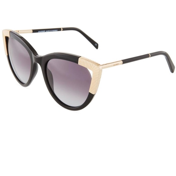 Balmain Accessories - Balmain cat eye sunglasses